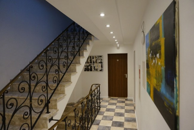 Stiegenhaus in der Villa 7